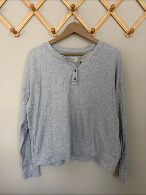 Lou & Grey Light Gray Waffle Henley Top